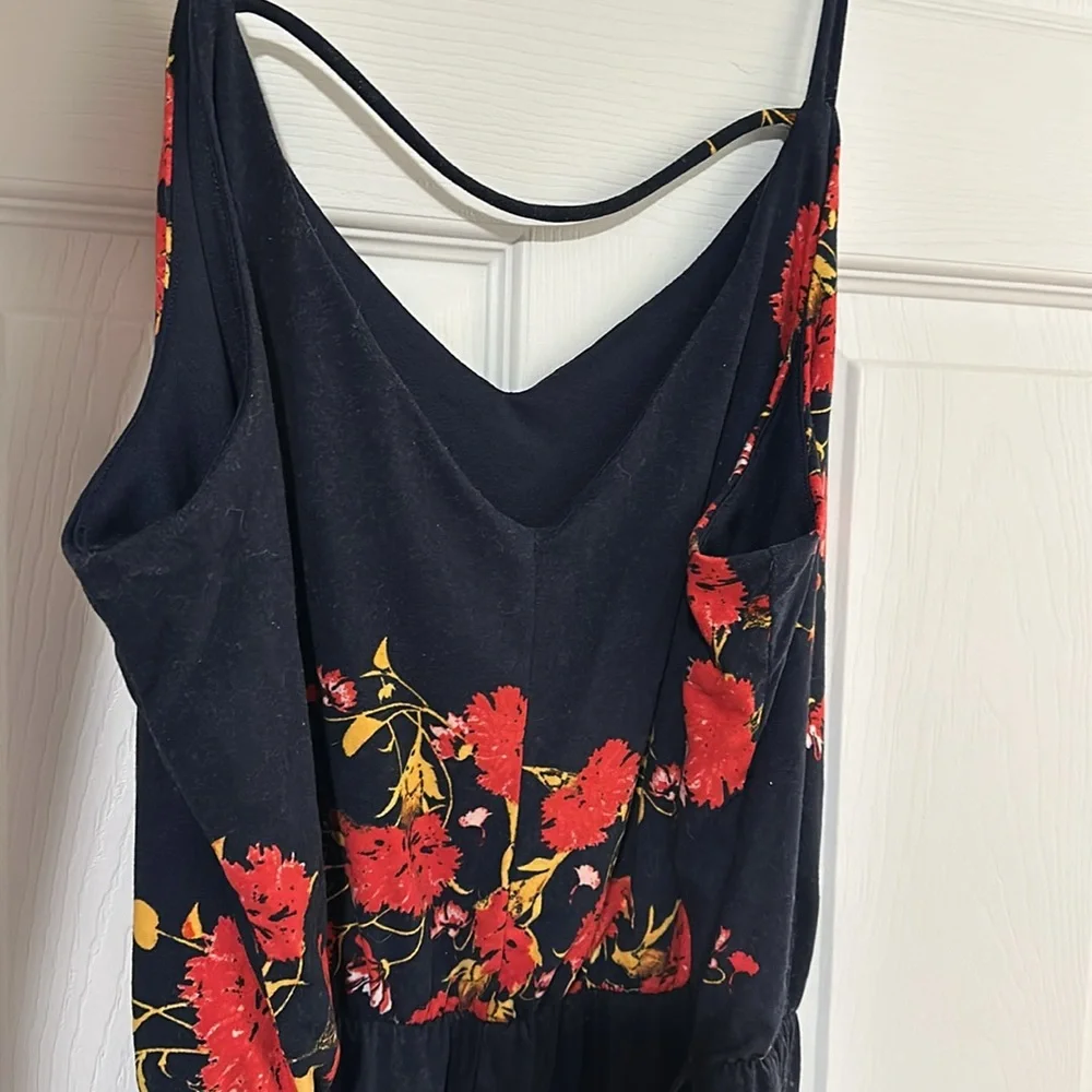 Floral Romper - Picture 3 of 3